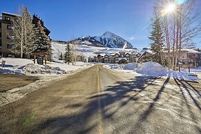 Cozy Crested Butte Condo - Walk to Ski Lift!