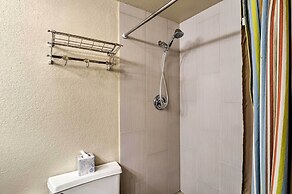 Cozy Crested Butte Condo - Walk to Ski Lift!