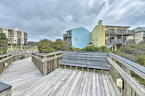 Bright Emerald Isle Condo w/ Private Beach Access!
