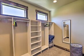 Modern Kalispell Home - 28 Mi to Glacier NP!