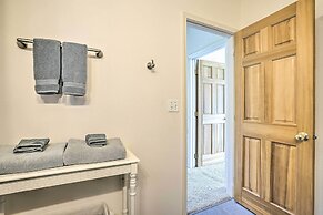 Cabin w/ Hot Tub & Views: 1 Mile to Alyeska Resort