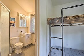 Cabin w/ Hot Tub & Views: 1 Mile to Alyeska Resort