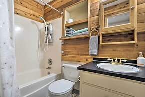 Cabin w/ Hot Tub & Views: 1 Mile to Alyeska Resort