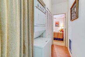 Cabin w/ Deck & Screened-in Porch in New Market!