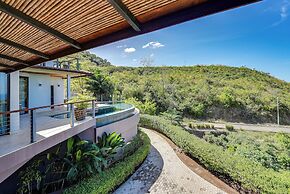 Luxury Home w/ Views & Infinity Pool: Near Beach!