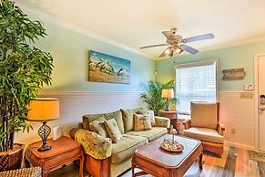 Near Beach & Golfing: Port Aransas Condo w/ Deck