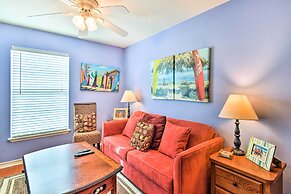 Near Beach & Golfing: Port Aransas Condo w/ Deck