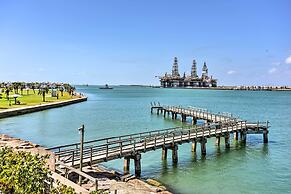 Near Beach & Golfing: Port Aransas Condo w/ Deck