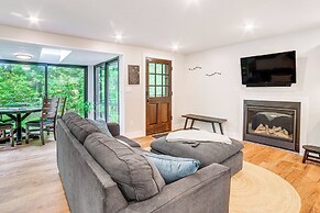 Sawyer Retreat w/ Fire Pit < 2 Mi to Beaches!