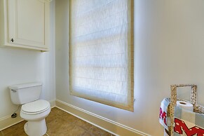 Large, Elegant Home < 2 Miles to Ole Miss!