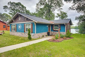 Tranquil Lakefront Cabin: Fire Pit, Grill & Patio