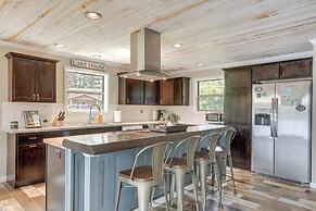 Tranquil Lakefront Cabin: Fire Pit, Grill & Patio