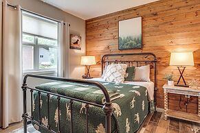 Tranquil Lakefront Cabin: Fire Pit, Grill & Patio