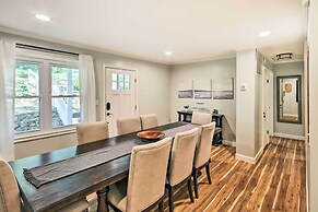 Dock, Deck & Boat Slip: Lakefront Eucha Home