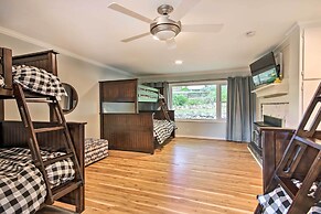 Dock, Deck & Boat Slip: Lakefront Eucha Home