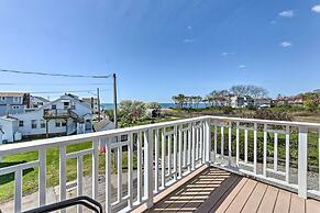 Westbrook Home w/ Ocean Views - Walk to Beach