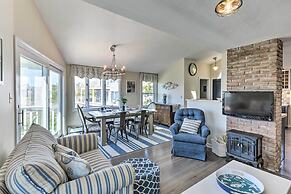 Westbrook Home w/ Ocean Views - Walk to Beach