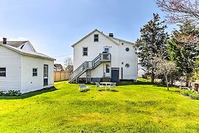 Westbrook Home w/ Ocean Views - Walk to Beach