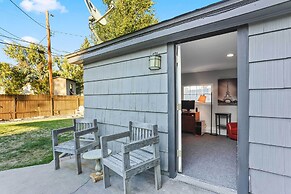 Spacious Family Home w/ Garage Game Room & Office!