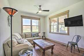 Idyllic Gem: Screened Porch, 1/2 Mi to River!