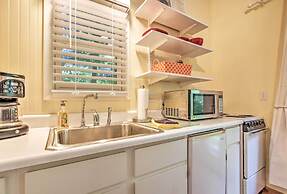 Quiet Saugatuck Studio w/ Patio - Walk to Dtwn!