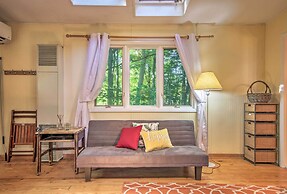 Quiet Saugatuck Studio w/ Patio - Walk to Dtwn!