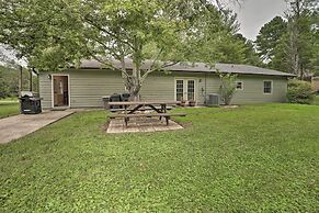 Hendersonville Home w/ Fire Pit: 5 Mi to Downtown!