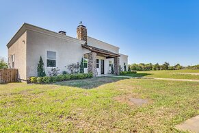 Stunning Ranch Villa: Private Pool & Hot Tub!