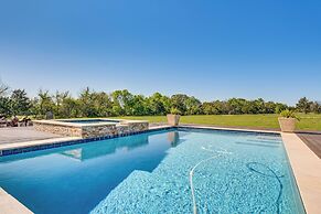 Stunning Ranch Villa: Private Pool & Hot Tub!