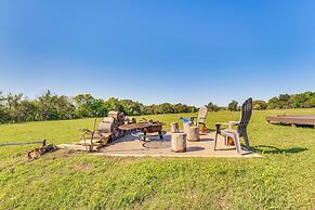 Stunning Ranch Villa: Private Pool & Hot Tub!