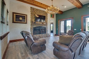 Stunning Ranch Villa: Private Pool & Hot Tub!