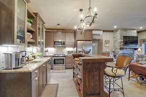 1 Mi to Beech Mtn: Cabin w/ Fire Pit & Bbq!