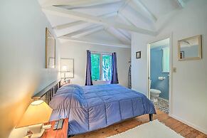 Couples Getaway Near Beaches: Northport Cottage