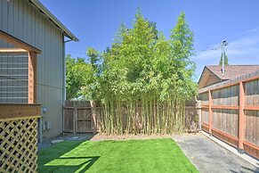 Close to Parks & Brews: Sunny Grants Pass Apt!