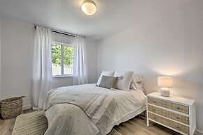 Close to Parks & Brews: Sunny Grants Pass Apt!