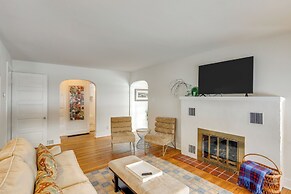 Cozy Cottage in Historic Village: Near Cedar Point