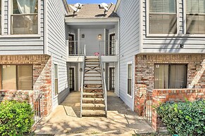 Cozy Irving Condo 15 Mi to Downtown Dallas!
