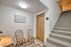 Spacious Kansas Retreat: On-site Disc Golf!