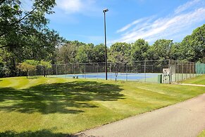 Exceptional Home w/ Deck ~ 3 Miles to Sand Valley