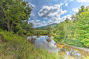 Bright Tucked-away Cabin w/ Furnished Deck + Grill