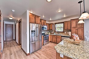 Gorgeous Twin Lakes Home w/ Deck Overlooking Mtns!