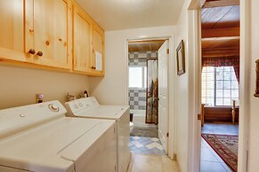 Authentic Log Cabin w/ Hot Tub in South Lake Tahoe