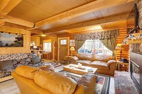 Authentic Log Cabin w/ Hot Tub in South Lake Tahoe