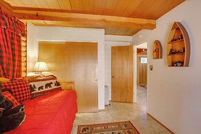 Authentic Log Cabin w/ Hot Tub in South Lake Tahoe