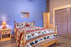 Bright & Cozy Duck Creek Cabin w/ Grill & Fire Pit