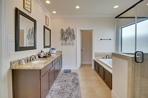 Pet-friendly Houston Home ~ 7 Mi to Downtown!