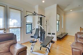 Pet-friendly Houston Home ~ 7 Mi to Downtown!