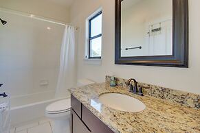 Pet-friendly Houston Home ~ 7 Mi to Downtown!