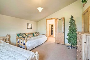 4 Acres & Mtn Views: Cabin w/ Deck in Florissant