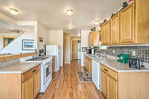 4 Acres & Mtn Views: Cabin w/ Deck in Florissant